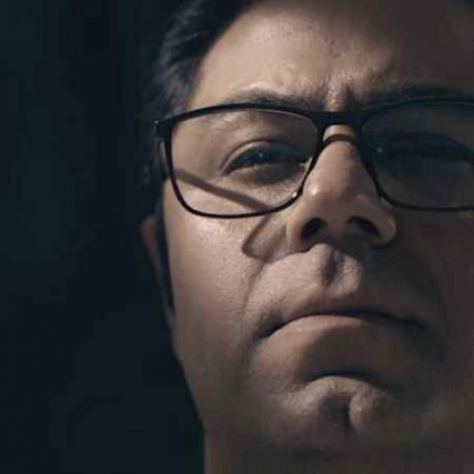 دانلود آهنگ میپرستم تو را میپرستم حجت اشرف زاده Hojat Ashrafzade Miparastam To Ra Miparastam Music fa.com دانلود آهنگ میپرستم تو را میپرستم حجت اشرف زاده