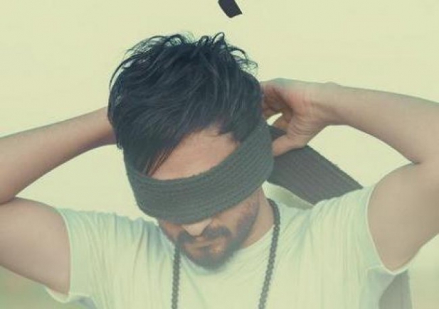 دانلود آهنگ راغب به نام دل دیوونه