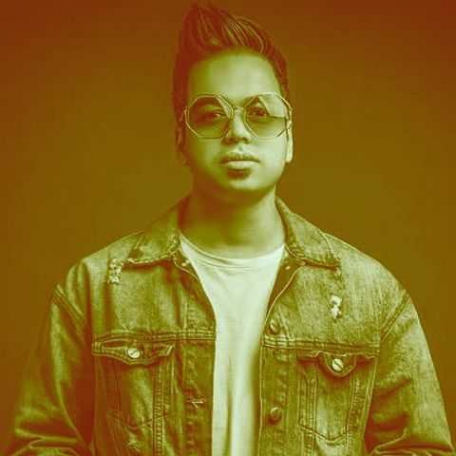 دانلود آهنگ یادش بخیر عشق تو بودم اون قدیما میلاد علوی