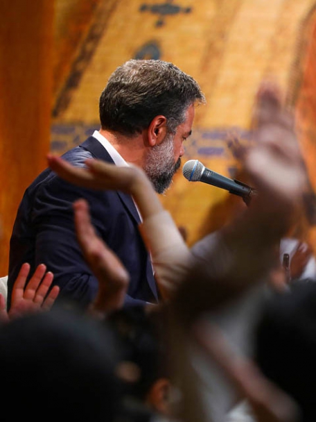 دانلود مداحی میخوام که نوکرش باشم غلام قنبرش باشم محمود کریمی