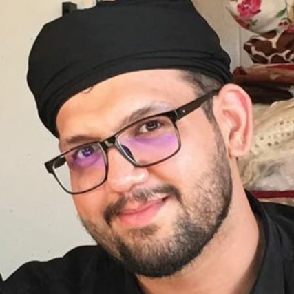 Alireza Esfandiari Manam Fadaeie Shahide Dashte Neynava Music fa.com دانلود نوحه منم فدایی شهید دشت نینوا علیرضا اسفندیاری