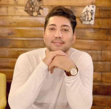 دانلود آهنگ علی عباسی آغوش