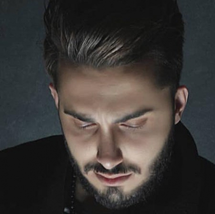 MohammadReza Oshrie Doret Migardam Music fa.com دانلود آهنگ آسمون به زمین بیاد من دورت میگردم محمدرضا عشریه