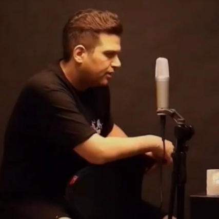 Hamid Askari Kheili Dooset Daram Music fa.com دانلود آهنگ خیلی دوست دارم خیلی وابستت شدم حمید عسکری